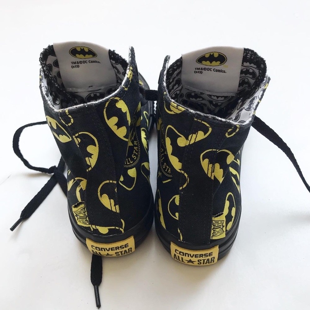 Converse DC Comics Batman high top sneakers EUC 2Y - Picture 6 of 8